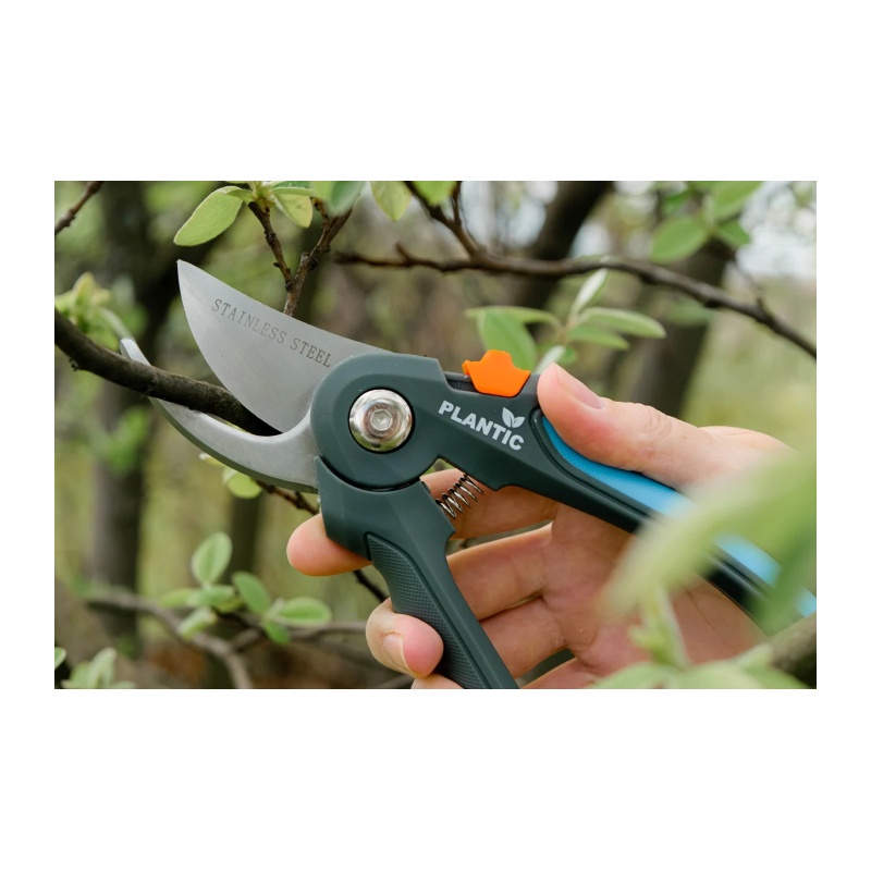 Секатор плоскостной Plantic Light L63